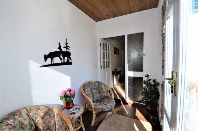 PORCH/SUNROOM.