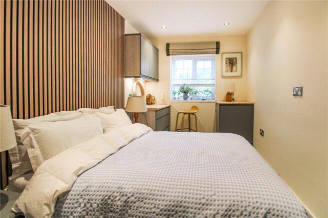 2 bed Apartment for sale Image 6