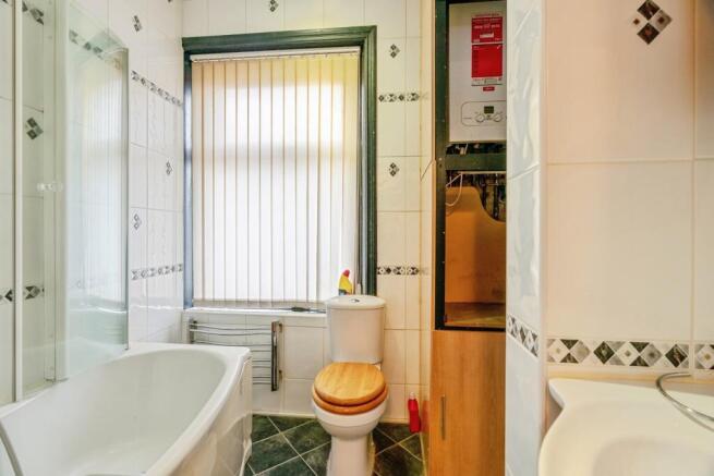 2 bed Terraced for sale Image 10