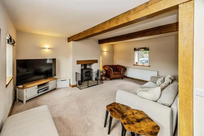 3 bed Semi-Detached for sale Image 8