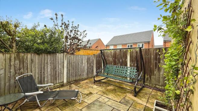 2 bed Semi-Detached for sale Image 12