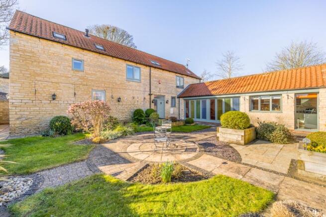 8 Poplar Farm Court Nettleham