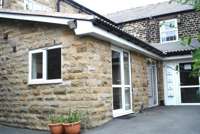 7 bed Block of Apartments for sale Image 8