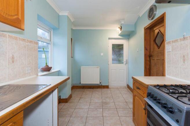 DINING KITCHEN D