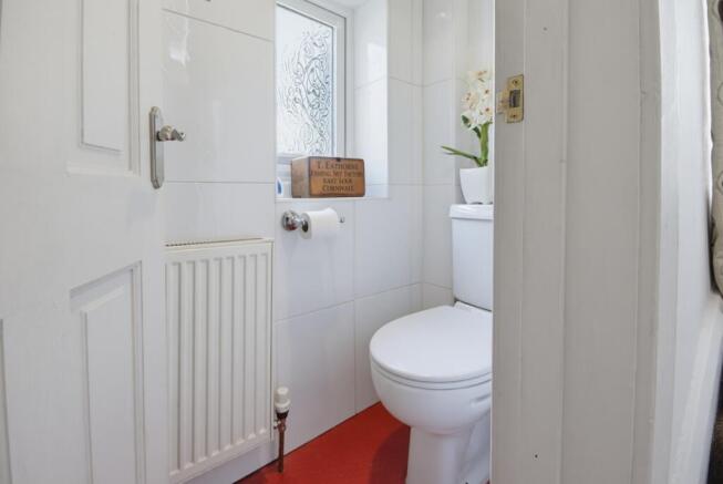 2 bed Semi-Detached for sale Image 12