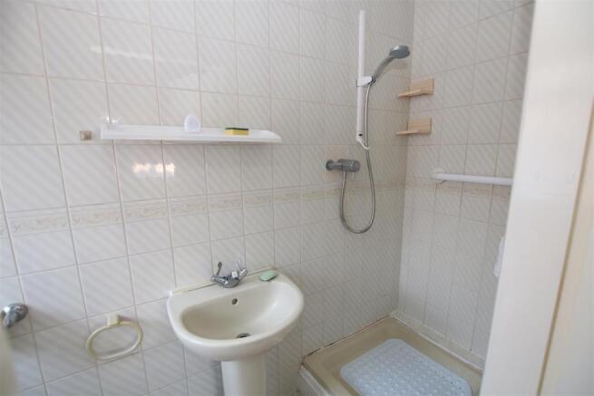 En Suite Shower Room