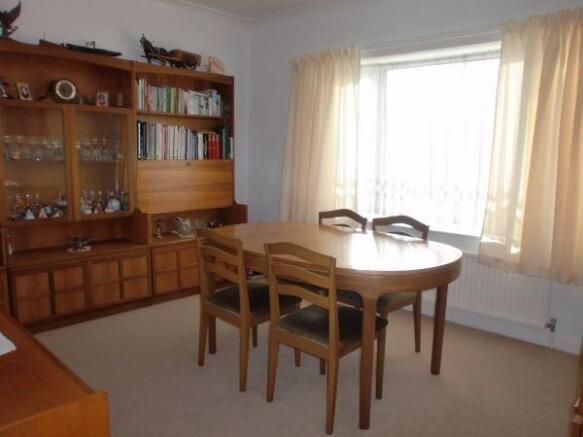 Bedroom 3/Dining Room