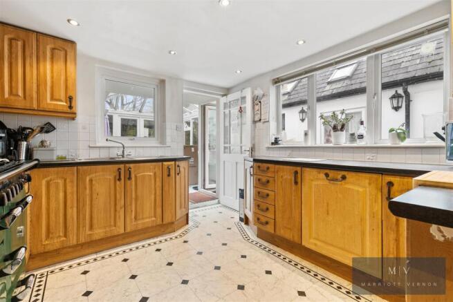 Selsdon Road 33 MV-4.jpg