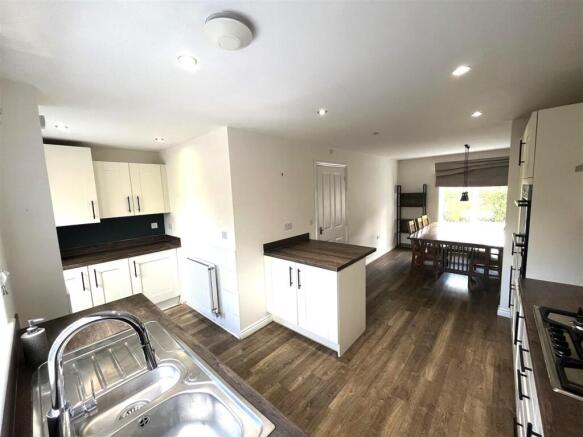 Kitchen / Diner / Utility.jpeg