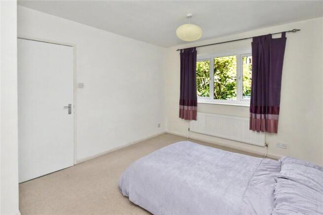 2 bed Apartment for sale Image 8