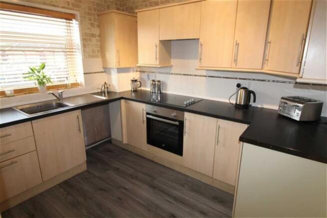 Kitchen Edin.jpg