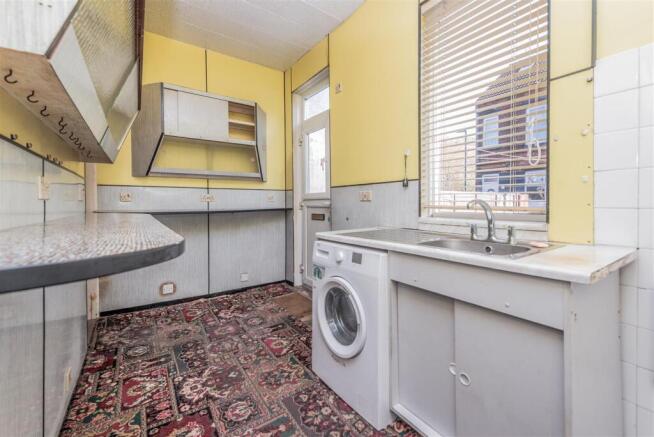 Fitted Kitchen: