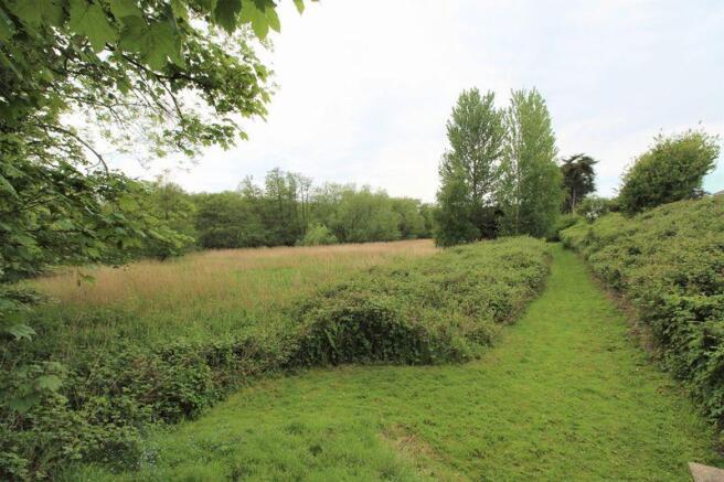 Ground to East