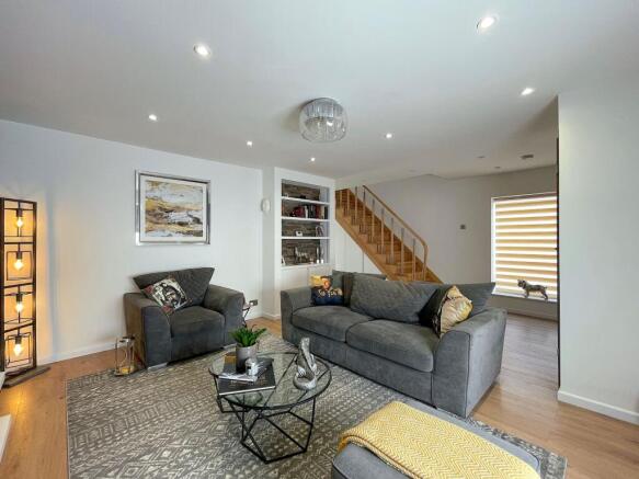 Living Room (5)