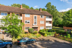 Flat 1, 3, Summers Close, Weybridge KT13 0RX