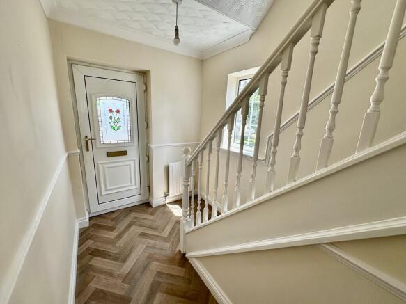 3 bed Detached for sale Image 9