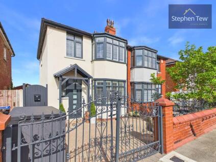 Worcester Road, Blackpool, FY3
