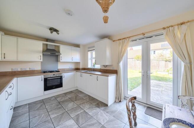 Kitchen/Dining room