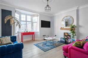 2, Claremont Close, London N1 9LT