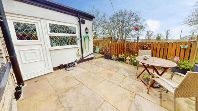 2 bed Semi-Detached for sale Image 11