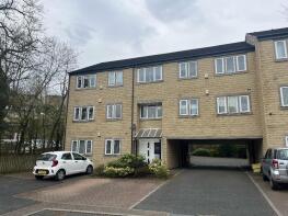 19, Bryndlee Court, Holmfirth HD9 2TT