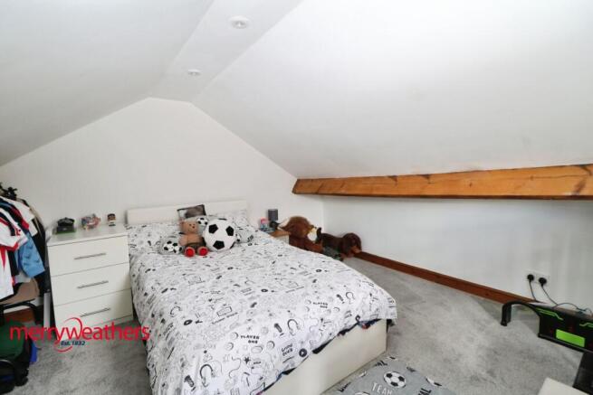3 bed Semi-Detached for sale Image 10