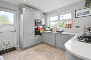 17, Hopefield Chase, Rothwell, Leeds LS26 0XX