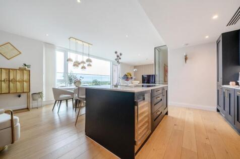 Inglis Way, Mill Hill