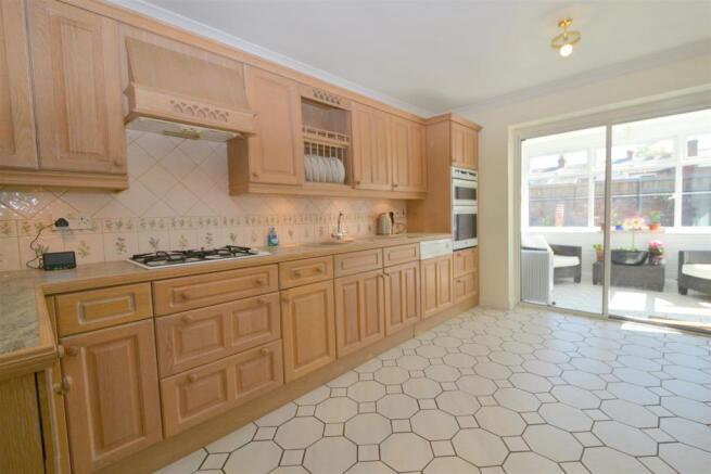 kitchen1.JPG