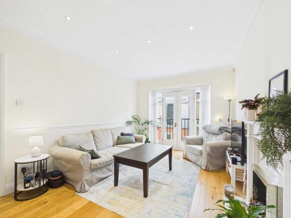 CAM03741G0-PR0165...