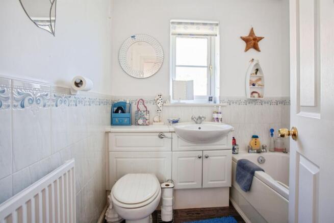 3 bed Detached for sale Image 12