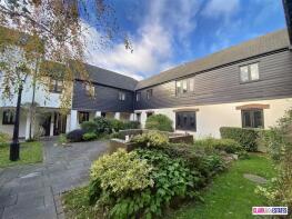 Flat 19, Trafalgar Court, High Street, Exeter EX3 0DU