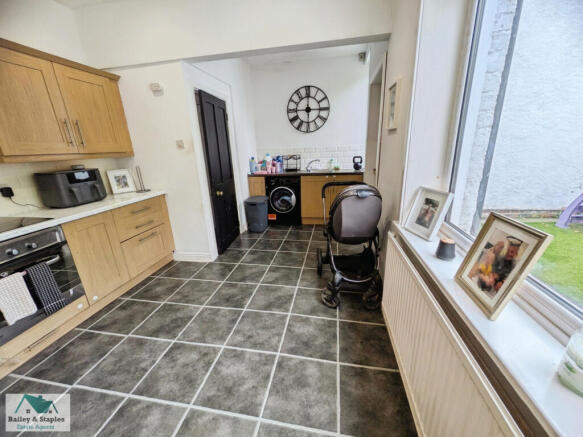 Walkers Lane, Little Sutton, CH66 photo 4