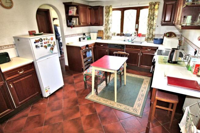 KITCHEN VIEW 1