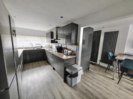 Elmbury Drive, Tewkesbury, GL20