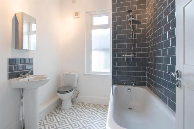 104a Splott Road-8.jpg