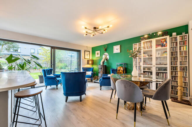 1436882-21-69d7dd...