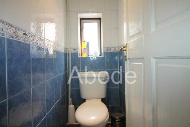 3 bed House to rent Image 11