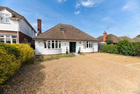 Houghton Road, St. Ives, PE27