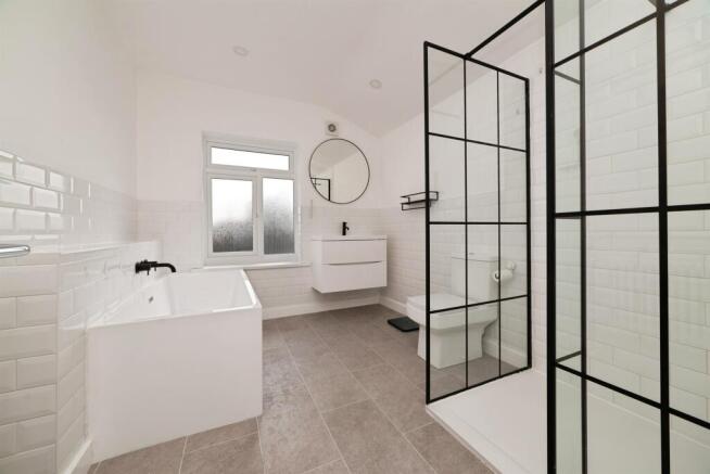 2 bed Terraced for sale Image 9
