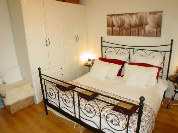 2nd Photo of Bed 2
