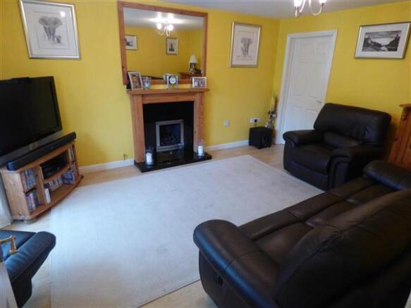 LIVING ROOM VIEW 2