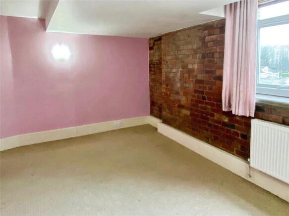 2 bed Flat for sale Image 7