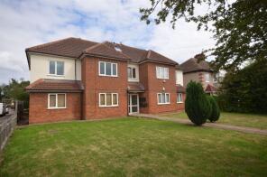 Flat 8, 141, Headstone Lane, Harrow HA2 6LX