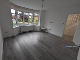 3, Home Farm Crescent, Leamington Spa CV31 2QN
