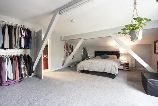 Bed4.jpg