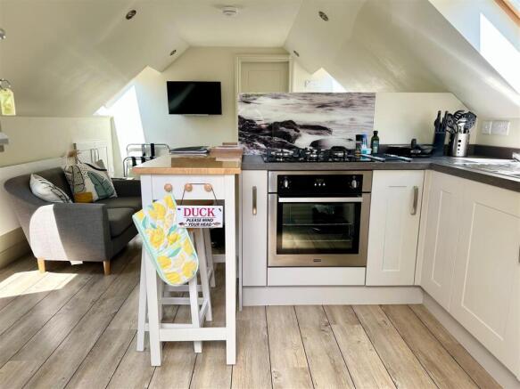 Annexe Kitchen 2.jpg