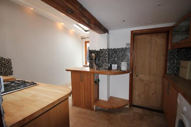 Photo 8