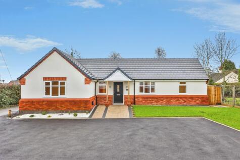 Roberts Lane, Hucknall, Nottingham