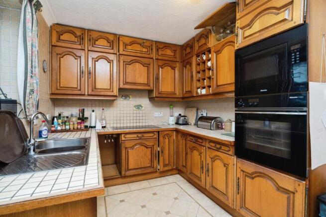 The Spinney, Robertsbridge, East Sussex, TN32 photo 4